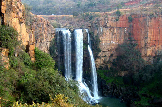 Mac Mac Falls